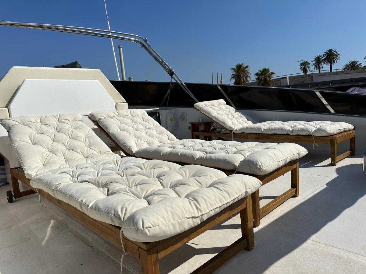 Yacht 20Metros Hotell Sant Adrià de Besòs Exteriör bild