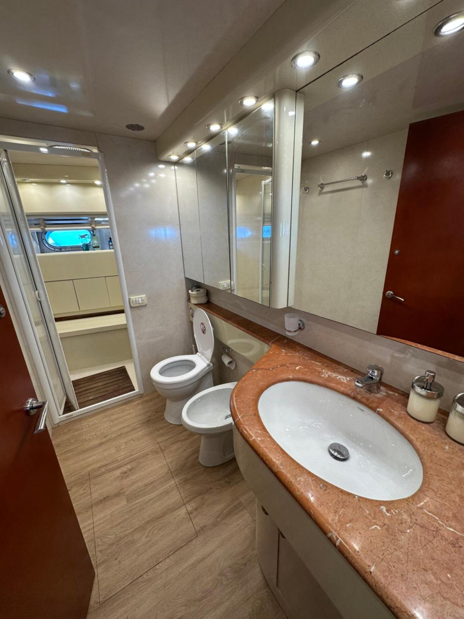 Yacht 20Metros Hotell Sant Adrià de Besòs Exteriör bild